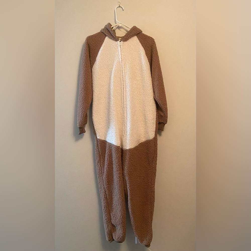 🚨🦌 Reindeer onesie - great for Halloween or Christmas